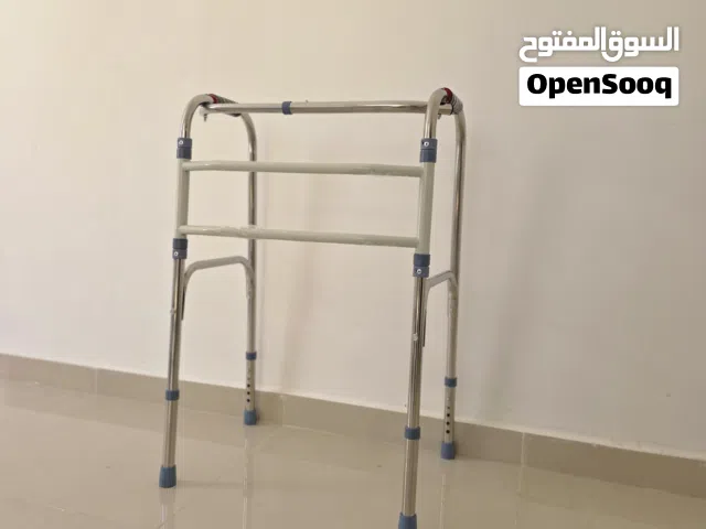 مساعد مشي ووكر جديد قابل للطي وتعديل الارتفاع(walker ) جديد جديد غير مستعمل