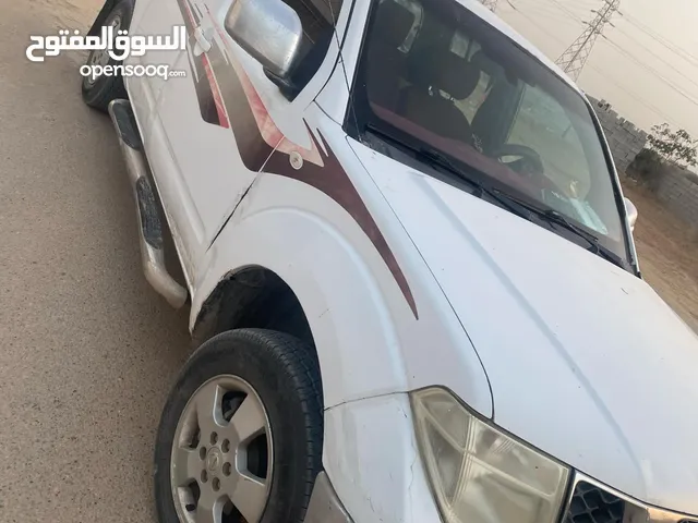 Used Nissan Navara in Tripoli