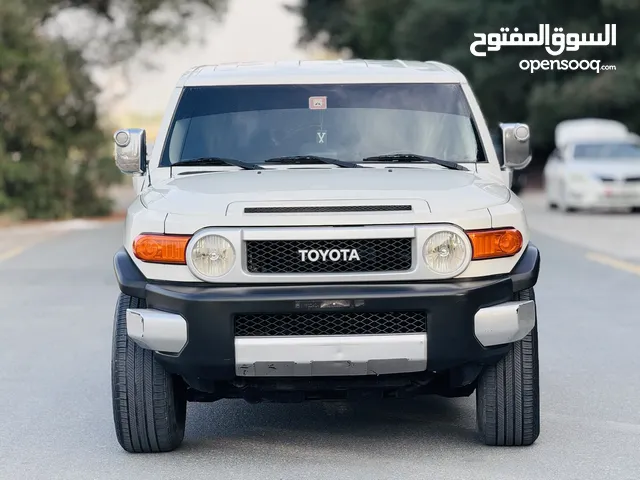 Used Toyota FJ in Sharjah