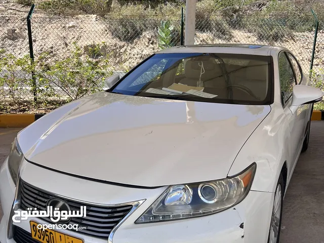 Used Lexus ES in Dhofar