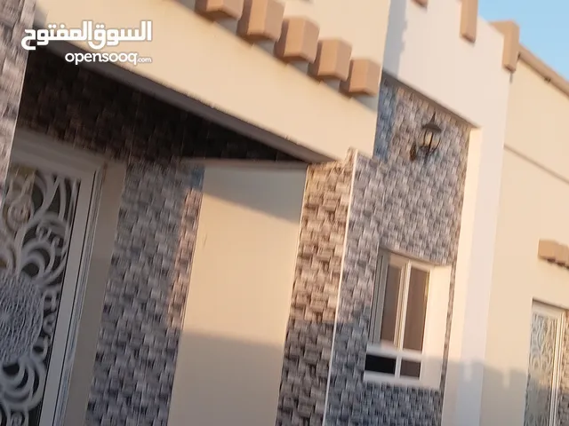 316 m2 3 Bedrooms Townhouse for Sale in Al Dakhiliya Manah