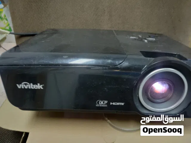 بروجيكتورvivitek
