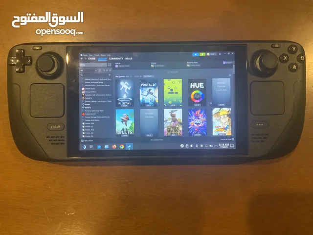 STEAM DECK LCD. 256 GB + 512 GB SD CARD. 16 GB RAM and accessories.