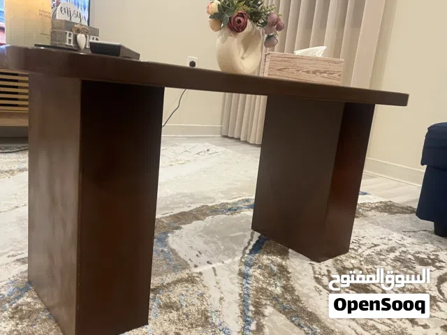 طاوله نضيفه