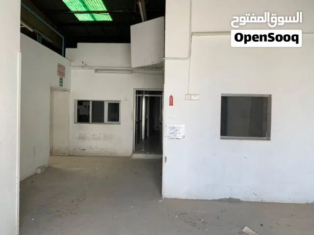 مخازن للايجار بقلب روى قريب شارع هوندا