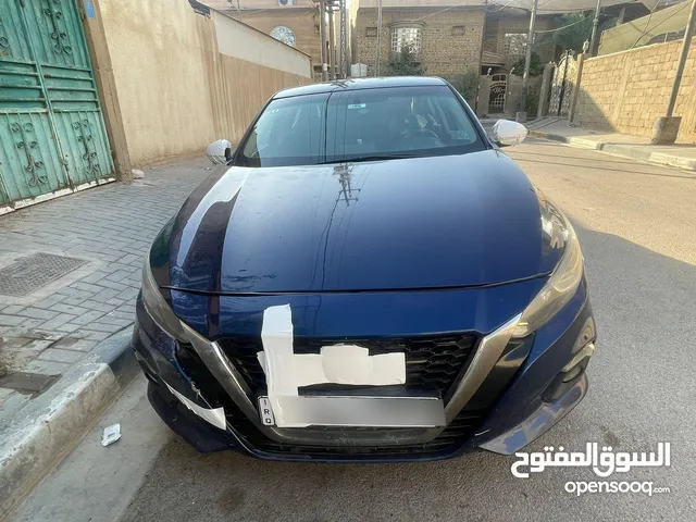 Used Nissan Altima in Basra
