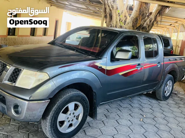 2012 نيسان نافارا SE