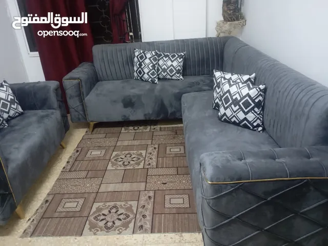 طقم كورنر مستعمل بحالة الوكالة للبيع