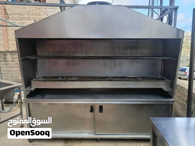 عدة مطعم مشاوي للبيع بحالة ممتازة