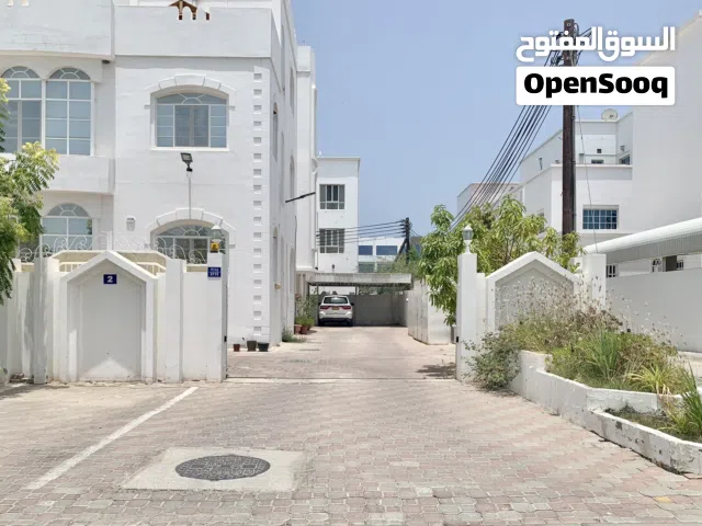 Building for Sale in Muscat Azaiba