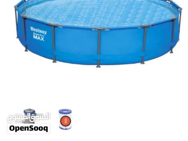 مسبح **Bestway Steel Pro MAX**، وهو الخيار المثالي للعائلات التي تبحث عن مسبح منزلي متين وسهل التركي