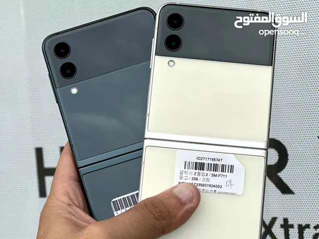 Samsung Galaxy Z Flip3 5G 256 GB in Muscat