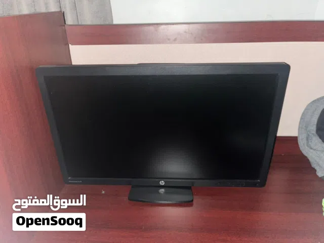 23 HP monitors for sale in Muscat