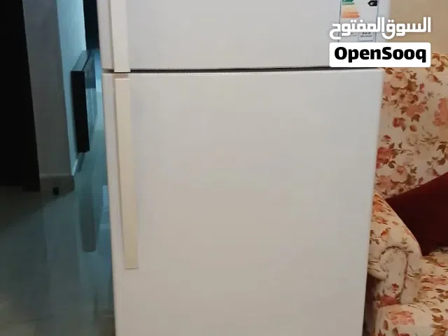 ثلاجة دايو مستعمله بحالة ممتازه