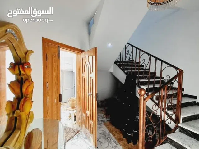 150 m2 More than 6 bedrooms Villa for Sale in Tripoli Alfornaj
