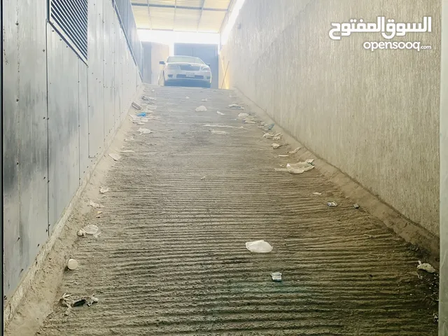 للايجار سرداب بالشويخ نزلة سيارة