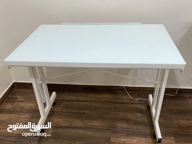 مرسم هندسي مع اضاءة شف