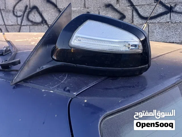 مرايا جانبية سواق مرسيدس C300