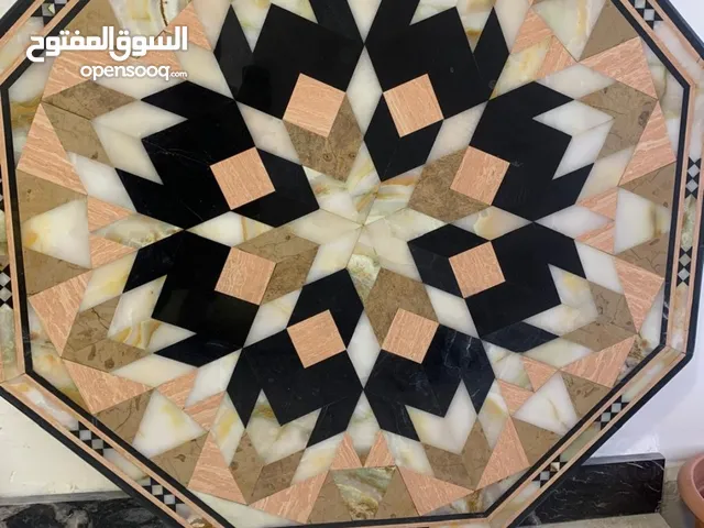 وجه طاوله رخام سداسيه من عده الون