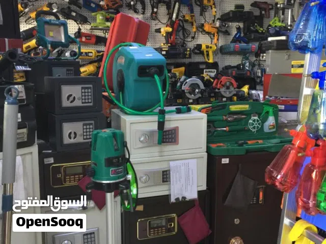 مطلوب ممول او شريك مضارب لفتح محل مواد بناء كبير