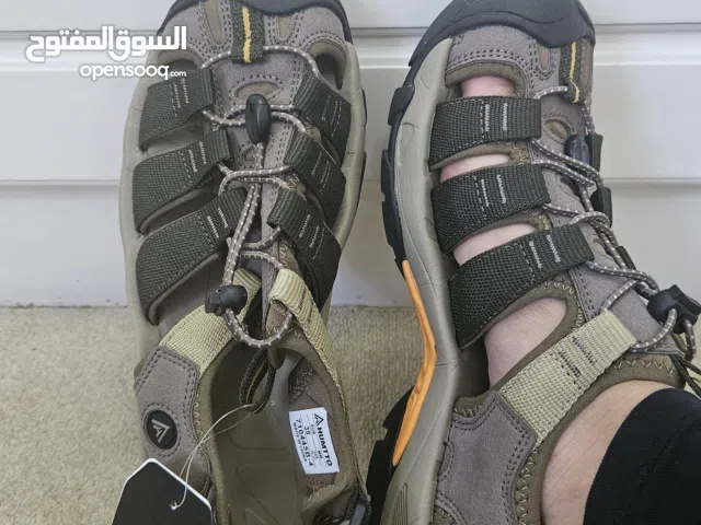 صندل هومتو للمشي قابل للتعديل قياس 39