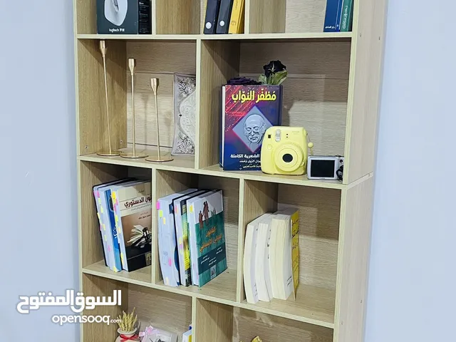 مكتبة للبيع - ذوق، فخامة، وجودة