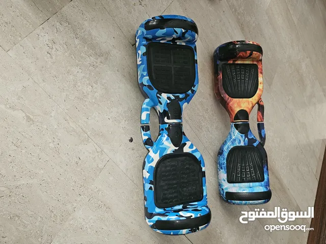 سكوتر كهربا ( لوح تزلج كهربائي ) يعمل على الشحن مزود بسماعات بلو توث واضاءه ليد