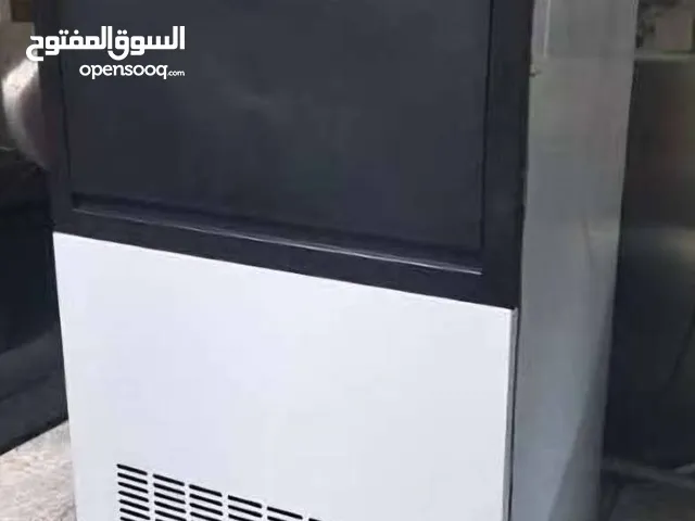 ايس ميكر صانع تلج