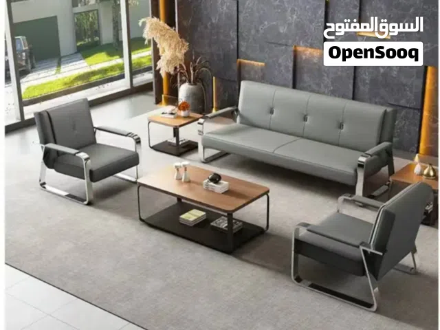 جلسه جلديه فاخره خمسه أشخاص فاخره جدا تشكيلات جديده جدا يوجد شحن للولايات والمحافظات .... sofa Sofas