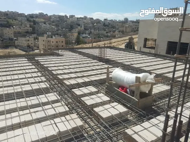 طارق ابو وسيم متعهد بناء وصيانة المباني والبلاط وتعمير شحف والبلوك وقصاره ودكورات لجميع المحافظة ود