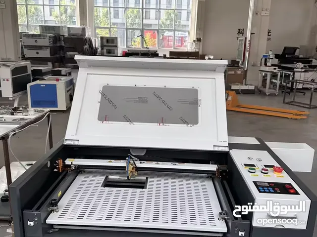 لة الليزر 40×60 سم – قوة 60 وات  احتراف – سرعة – دقة