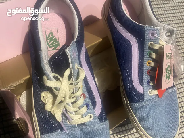 Other Sport Shoes in Al Riyadh