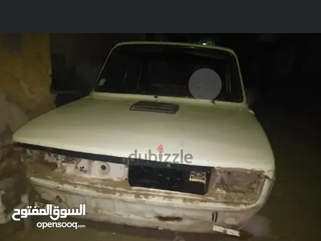 عربية فيات 127 موديل 1983 للبيع بعقد خردة