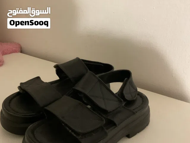 Black Comfort Shoes in Kuwait City