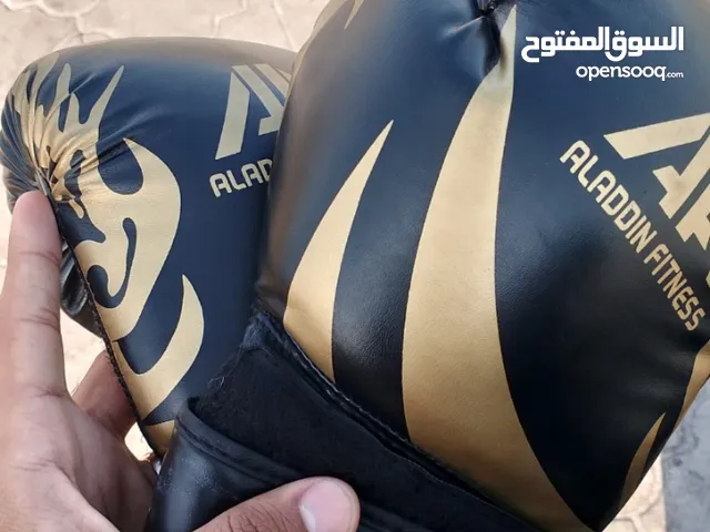 قفازات ملاكمة غير مستعمل