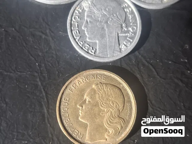 مجموعات عملات معدنية فرنسيه فتره الخمسينات عدد 29 قطعه للبيع