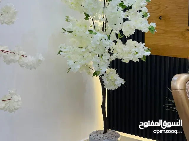 شجر اللوز الاصطناعي الفخم  خلي جمال بيتك علينا  لا سقي ولا صيانة ولا وجع راس  الجمال خذيه من عنا
