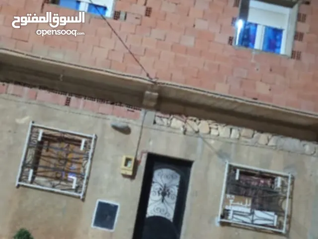 75 m2 5 Bedrooms Townhouse for Sale in Tiaret Other