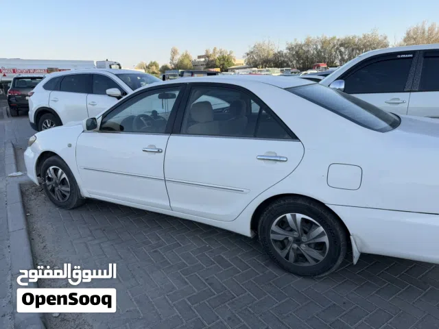2004 تويوتا كامري GL