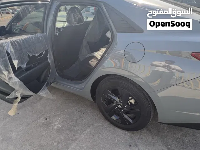 2022 Hyundai Elantra Limited