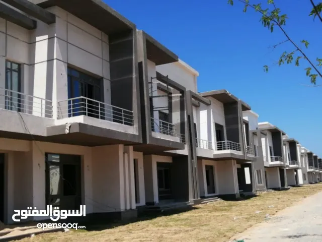 392 m2 4 Bedrooms Villa for Sale in Dakahlia New Mansoura