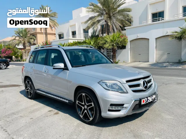 *MERCEDES BENZ* *GLK-250 4Matic*.               *Bahrain Agency* Model -  2015 Km - 98k km Engine -