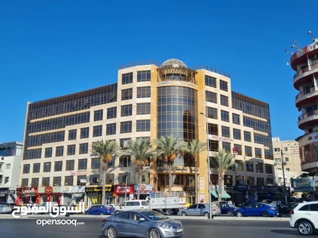 محل تجاري في مكان حيوي للأيجار السنوي