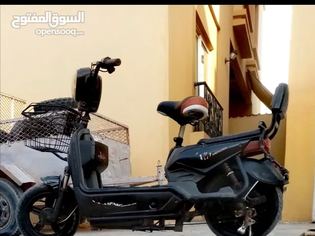 Electric scooter speed 60 kilometer sale in 850 AED call  Abu Dhabi baniyas