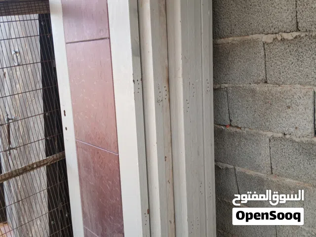 ابواب وأشياء أخرى للبيع