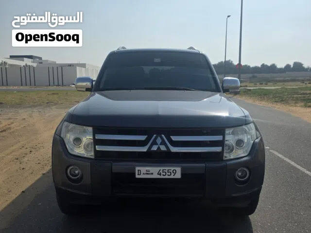 2008 ميتسوبيشي باجيرو GLS