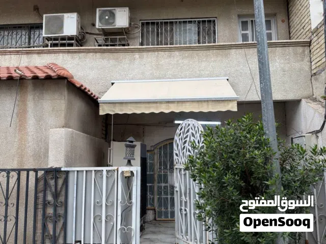 55 m2 2 Bedrooms Townhouse for Rent in Baghdad Yarmouk