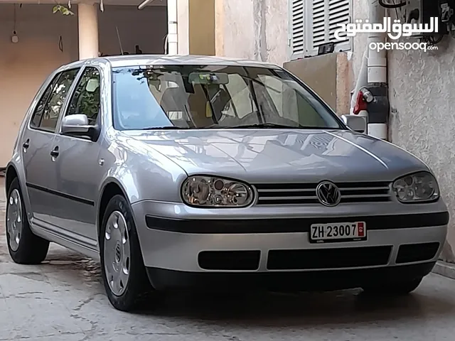 Volkswagen Golf MK 2002 in Tripoli