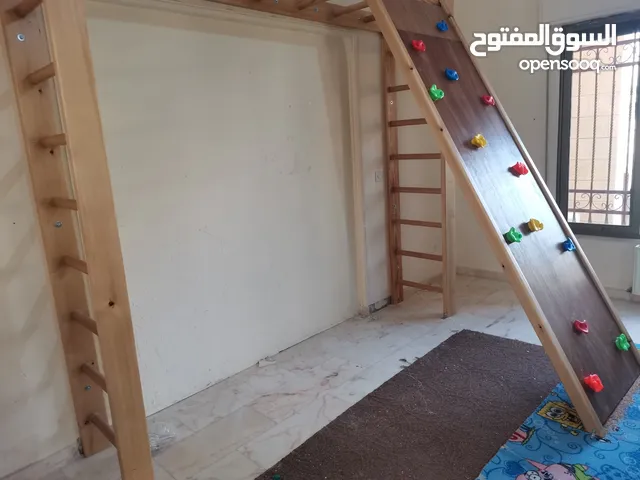 تفصيل سلم تسلق خشب والواح تسلق. متوفر خدمة التوصيل والتركيب لجميع المحافظات