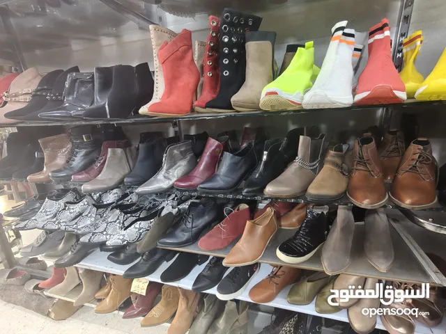 شروت احذية ستاتي شتوي وصيفي احجام منوعه وبسعر مغري جدا